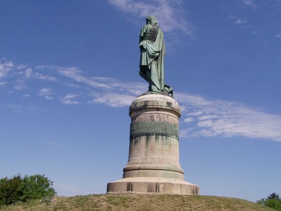 Statue des Vercingetorix auf dem Mont Auxois Bild