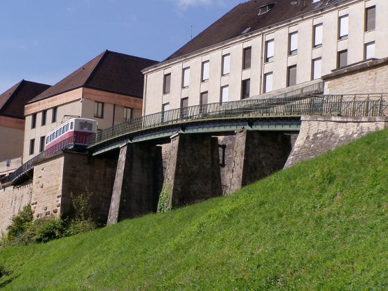 Waggon der ehemaligen Zahnradbahn von Langres Bild
