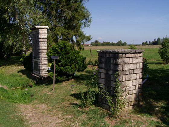 Meuse Quelle (Source 1) südlich von Poilly-en-Bassigny Bild